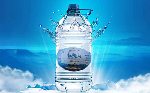 南朔山礦泉水：冬至暖情，共飲健康之水