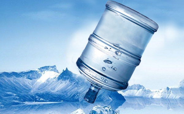 青海純凈水：高原上的清泉，健康生活的源泉